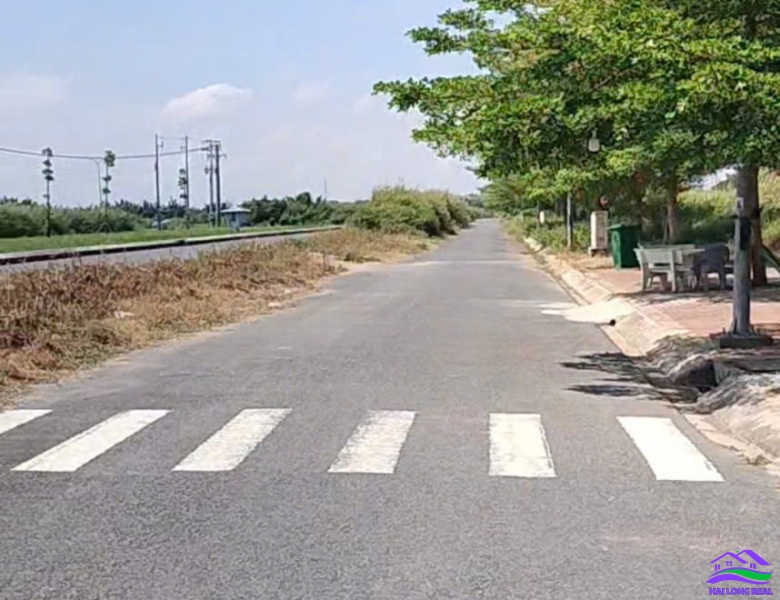 HAILONGREAL: Đất giá: 3.1ty, DT:  5x20m, đường liên ấp view KCN, khu F1- đường đôi, Thái Sơn, Long Hậu