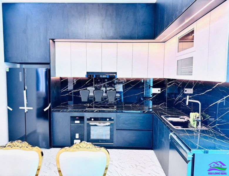 HAILONGREAL: Nhà giá: 11.9ty, DT: 5x18m, 4 tầng, khu Anh Tuấn, đường Huỳnh Tấn Phát, Nhà Bè