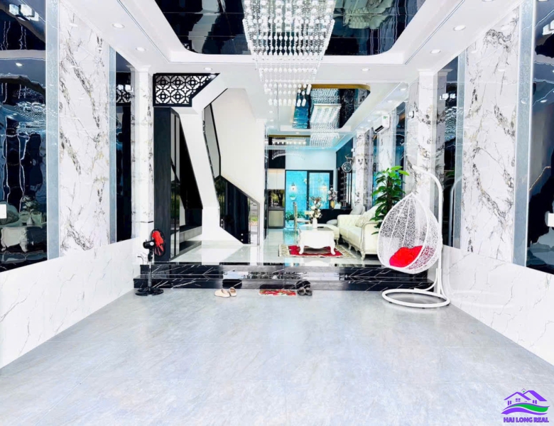 HAILONGREAL: Nhà giá: 11.9ty, DT: 5x18m, 4 tầng, khu Anh Tuấn, đường Huỳnh Tấn Phát, Nhà Bè