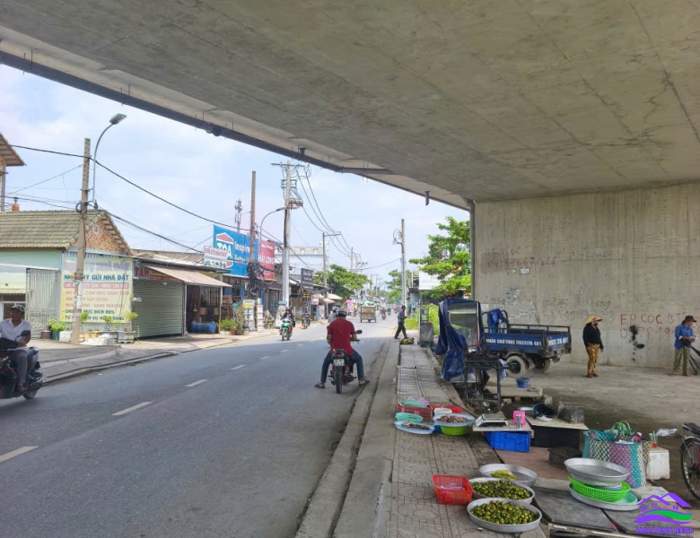 HAILONGREAL; Đất đường đá 6m, Giá: 5tr/m2, DT: 2440m2, ngang 75m, dài 30m, đường lê văn lương vào 30m, xã nhơn đức, nhà bè