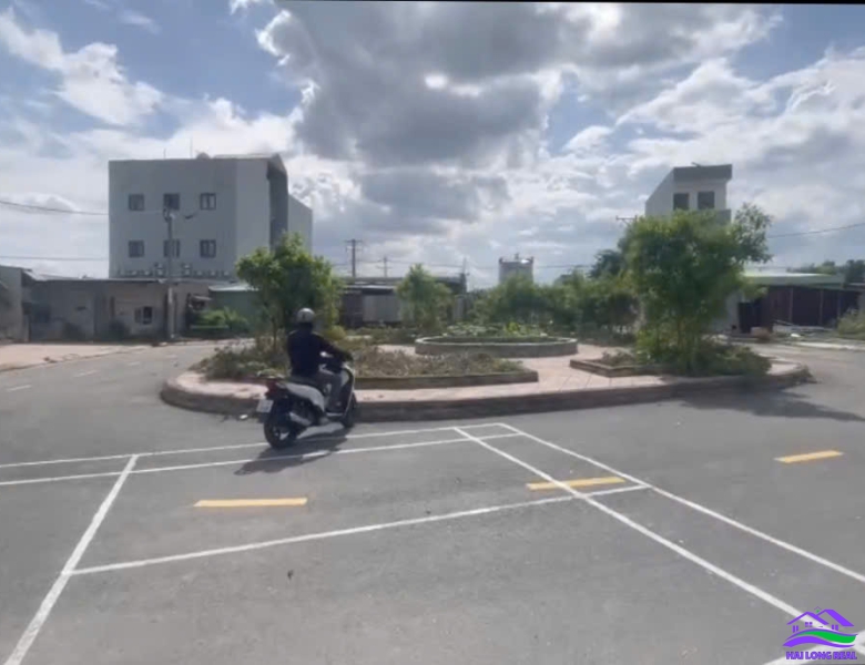 HAILONGREAL: Đất giá: 14,5ty, DT: 806m2, thổ cư: 252m2, có GPXD 7 tầng, Lê Văn Lương, Nhà Bè 