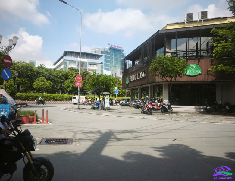 HAILONGREAL: Nhà ngay mũi tàu mặt tiền Lê văn Lương, giá: 160tr/m2, DT: 11x35m, 371m2, p. Tân Hưng, Quận 7