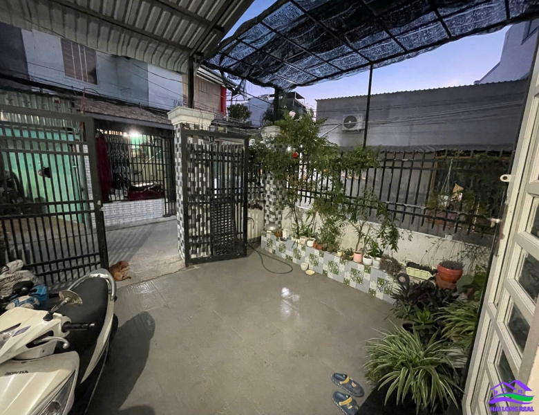 HAILONGREAL: NHÀ GIÁ: 4.2TY, DT: 93M2, 1 LẦU, 403/ NGUYỄN VĂN TẠO, VÀO 30M