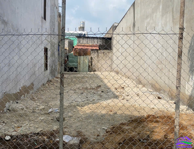 HAILONGREAL: Đất giá: 3,9ty, DT: 5*18m, khu 1368/ Lê Văn Lương, xã Phước Kiểng Nhà Bè 