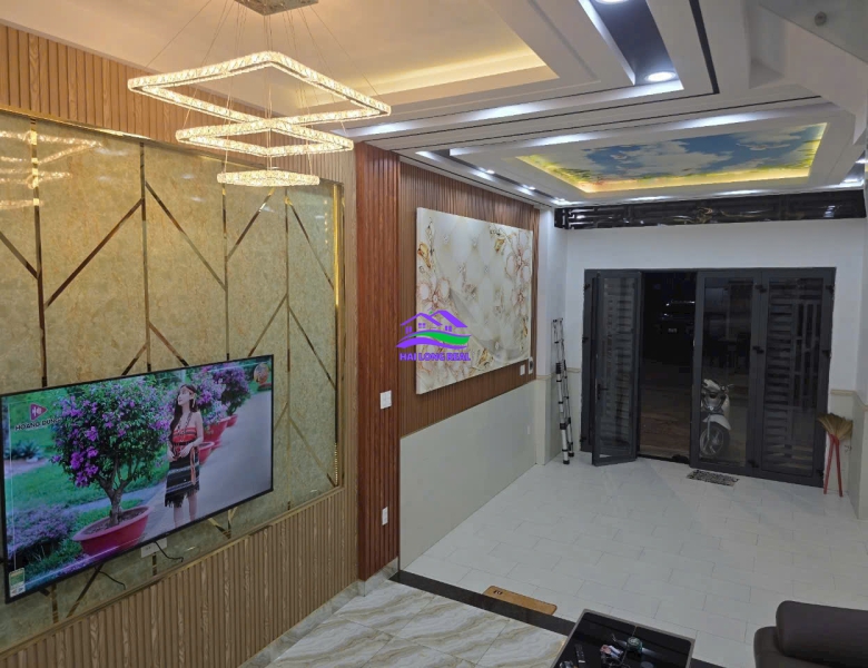 HAILONGREAL: NHÀ ĐƯỜNG 10M, 6.85TY. DT: 4X14M, 4 TẦNG, CẠNH CC SÀI GÒN MỚI, HUỲNH TẤN PHÁT