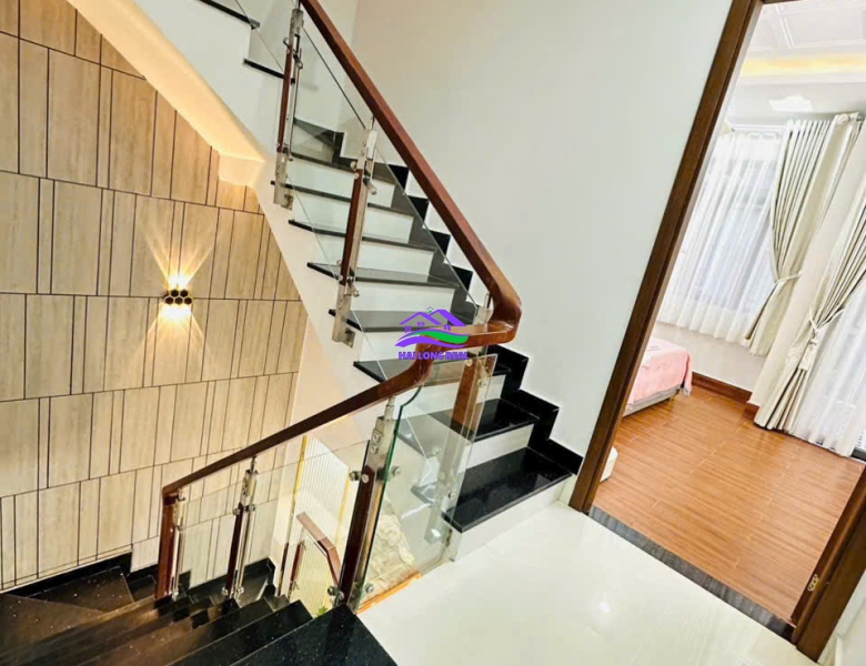 HAILONGREAL: NHÀ 6.9TY, DT: 5X11M, 4 TẦNG, MỚI 100%, HUỲNH TẤN PHÁT, TT NHÀ BÈ