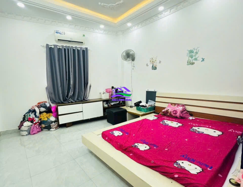 HAILONGREAL: NHÀ 7.3TY, DT: 6X14M, 4 TẦNG, 2637/ HUỲNH TẤN PHÁT