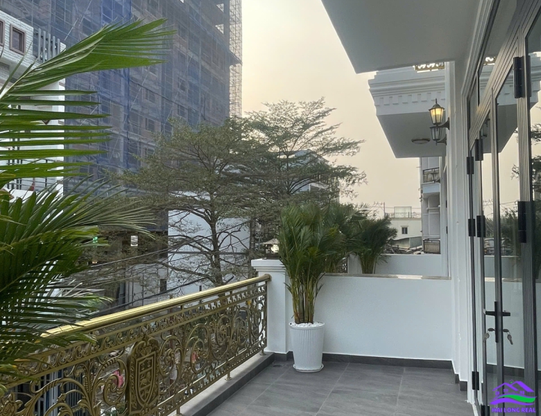 HAILONGREAL: NHÀ 1545/ LÊ VĂN LƯƠNG, 11TY, DT: 5.6X15M, 4 TẦNG, MỚI 100%, CẠNH CC KHAIHOAN LAND