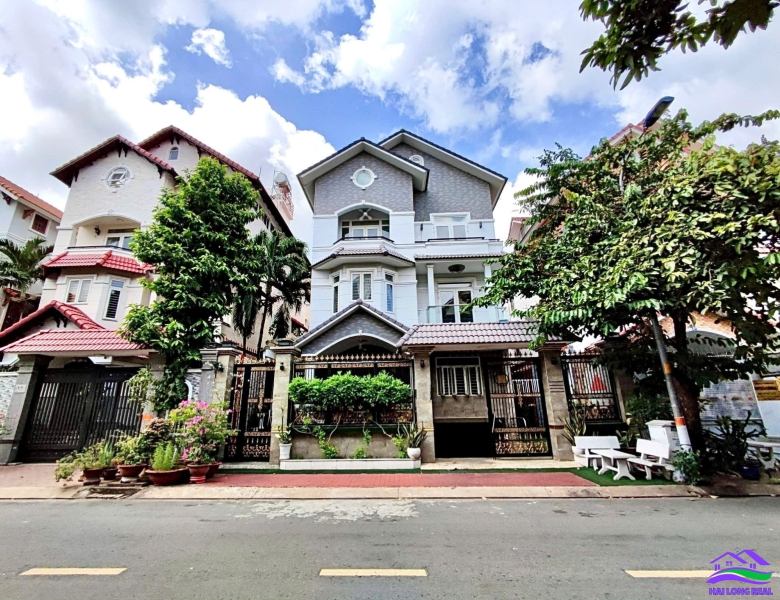 HAILONGREAL: BIỆT THỰ HIMLAM CẠNH REMIX, GIÁ: 75TY,  DT: 250M2, 1 HẦM + 3 TẦNG, BÌNH HƯNG, BÌNH CHÁNH