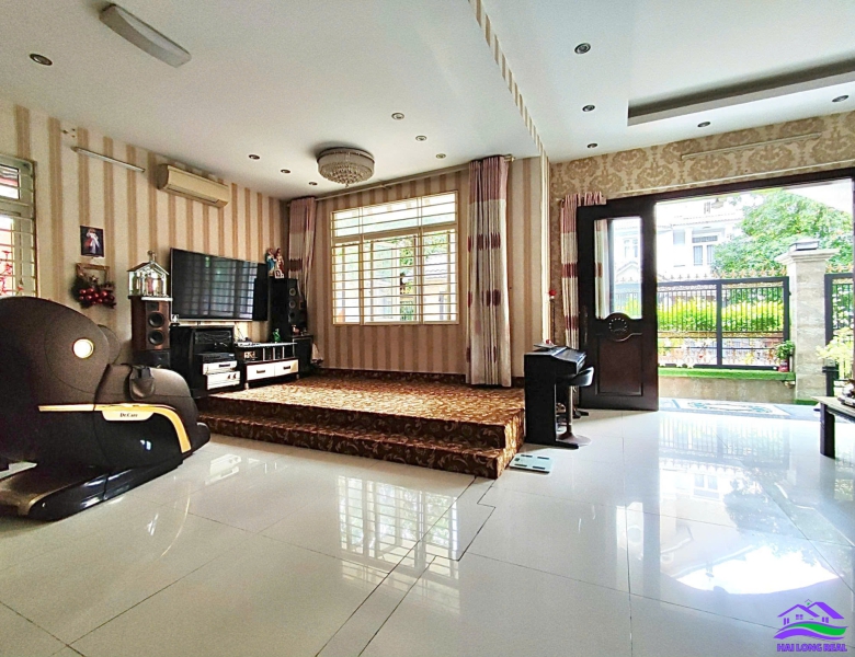 HAILONGREAL: BIỆT THỰ HIMLAM CẠNH REMIX, GIÁ: 75TY,  DT: 250M2, 1 HẦM + 3 TẦNG, BÌNH HƯNG, BÌNH CHÁNH